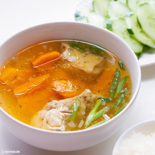 Vietnamese Chicken Soup